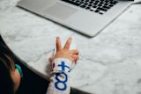 teachers-in-crisis-five-lessons-for-educators-and-policymakers_asset_charles-deluvio-ra83mmtx46u-unsplash