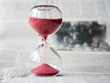 zero-hour-this-is-your-climate-wake-up-call-please-pick-up_asset_hourglass-620397_1920-1