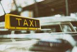 tokyo-takes-pregnant-women-hospital-designated-taxi_asset_automobile-1845650_1920