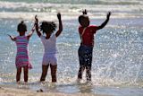social-impact-bonds-are-helping-solve-south-africas-toughest-challenges_asset_children-486968_1920-1