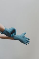clay-banks-unsplash-covid-doctor