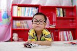 we-studied-3000-new-education-ideas-heres-how-to-choose-the-best_asset_adorable-blur-bookcase-261895-1