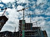 politicians-and-civil-servants-think-about-public-policy-differently-they-need-to-align_asset_pexels-sevenstorm-juhaszimrus-439416