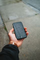 five-ways-to-manage-your-screen-time-in-a-lockdown_asset_bannon-morrissy-bzgb1mxgj6k-unsplash