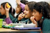 us-town-slims-kids-calling-parents-restaurants_asset_15400388691_435971c6e7_o