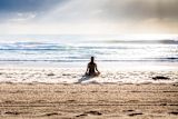 stillness-meditation-reinvent-workshops-meetings