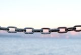 Decorative image of chain links for article