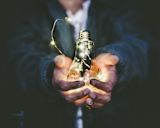 how-creative-thinking-thrives-and-dies_asset_riccardo-annandale-7e2pe9wjl9m-unsplash1