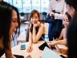 china-estonia-digital-government_asset_computer-cooperation-coworking-1543895-1