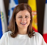 Klaudia Bencze headshot