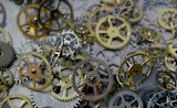 metal cogs of different size