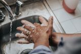 why-you-should-think-of-climate-change-next-time-you-wash-your-hands_asset_melissa-jeanty-ks4rtbgq_64-unsplash
