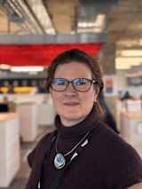Claire Lynch
