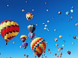 Decorative image of hot air balloons for article