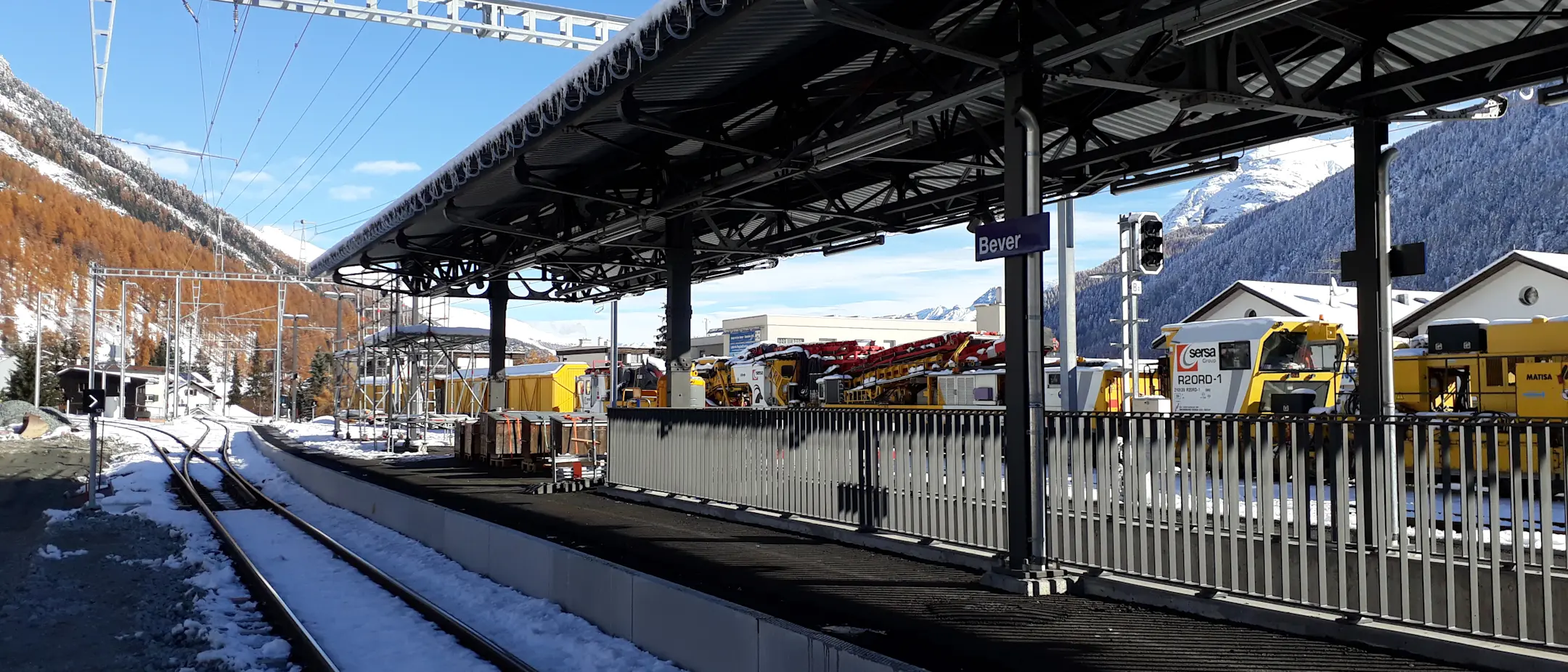 Umbau Perron Bahnhof Bever