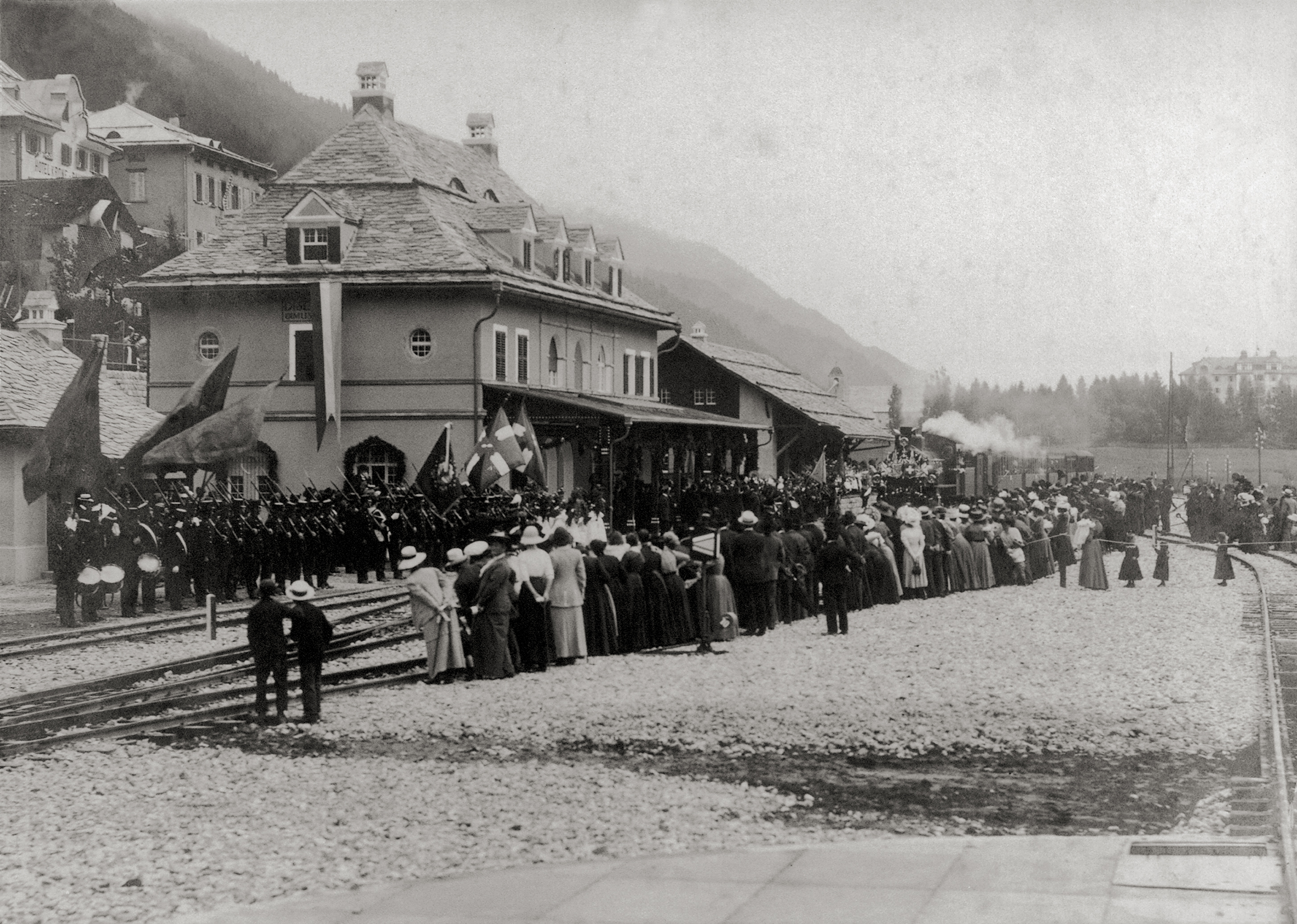 Ceremonial inauguration and arrival of locomotive G 4/5 119 on 30 July 1912 at Disentis/Mustér station