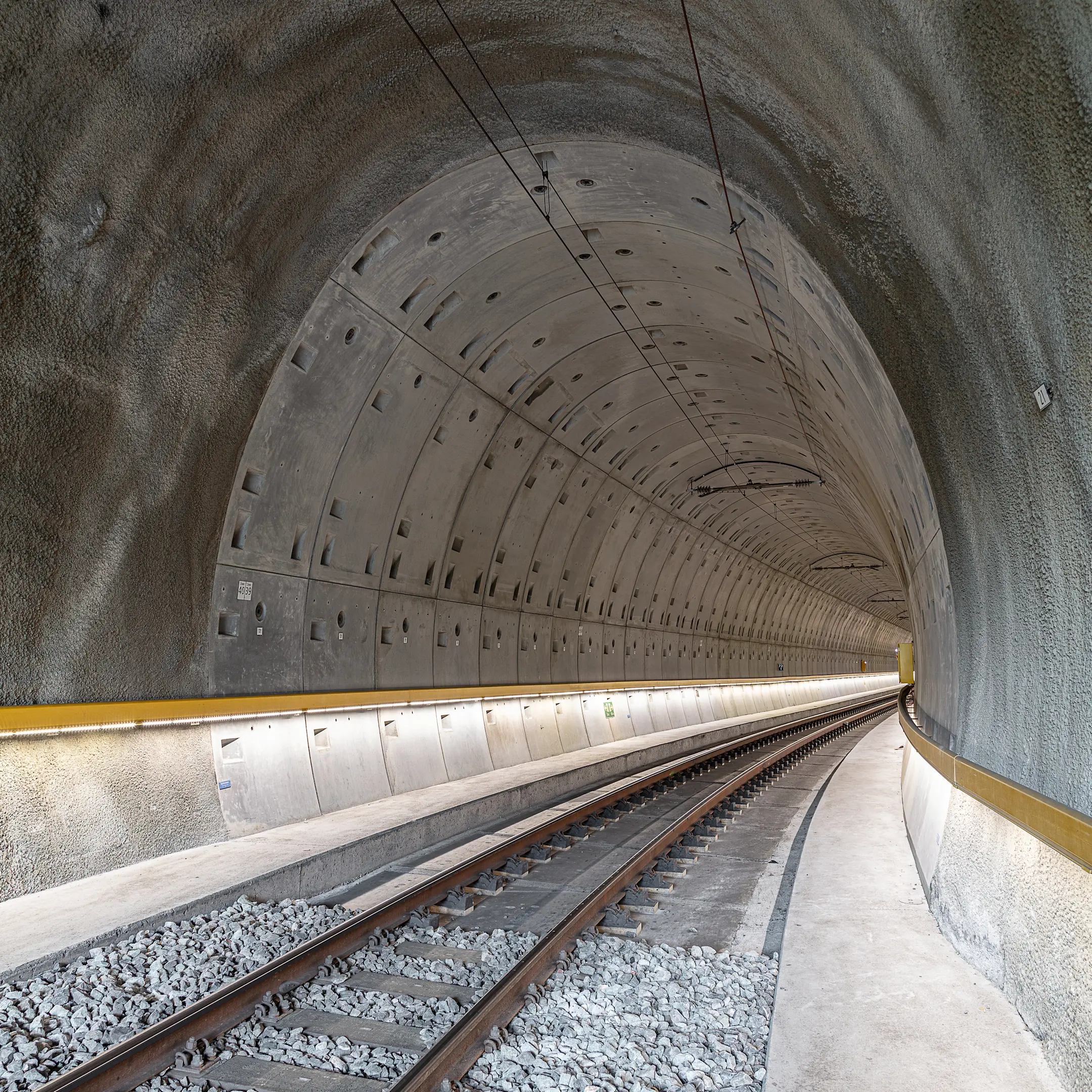 Innenansicht des Bergünersteintunnels
