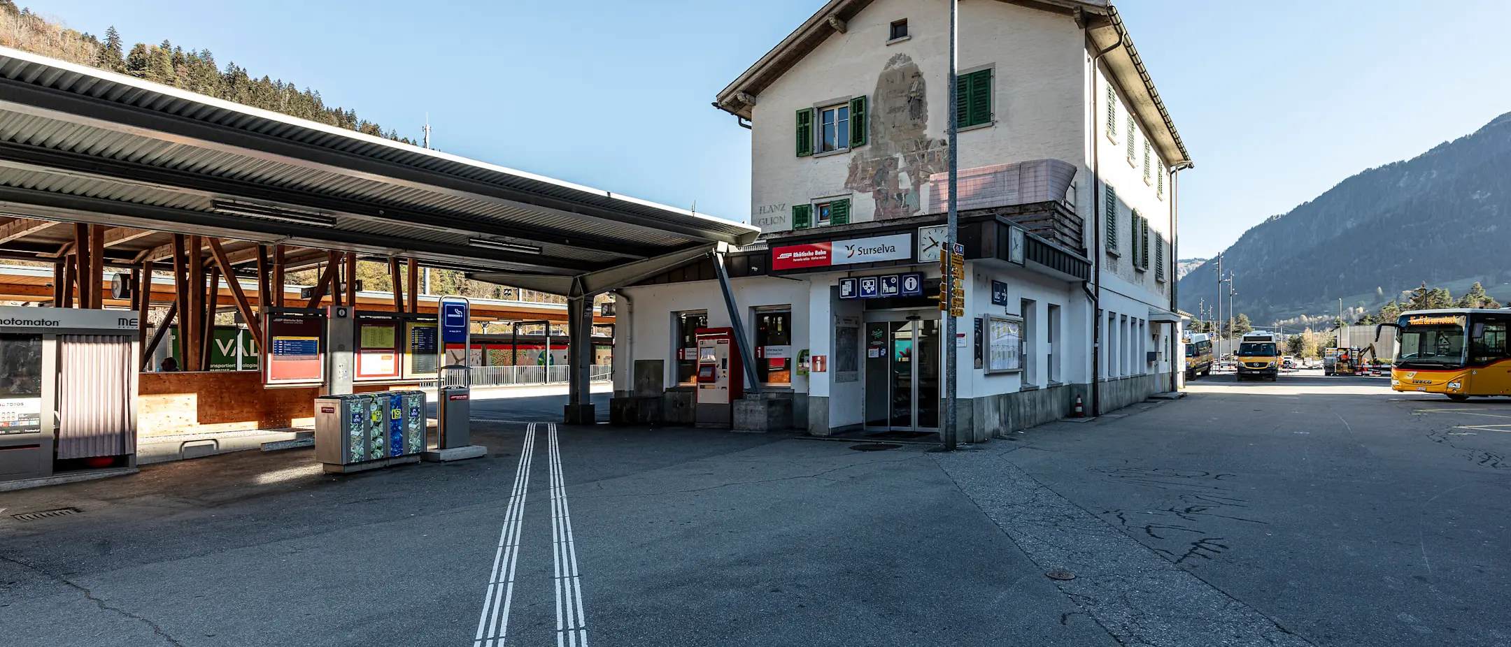 Bahnhofgebäude Illanz