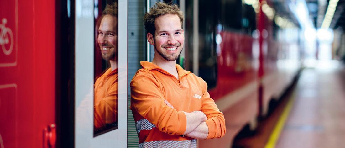 Portait von Robin Mühlmeyer, Mitarbeiter der RhB