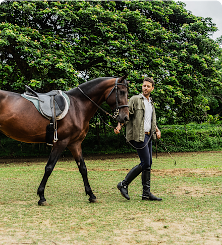 horse-trainer