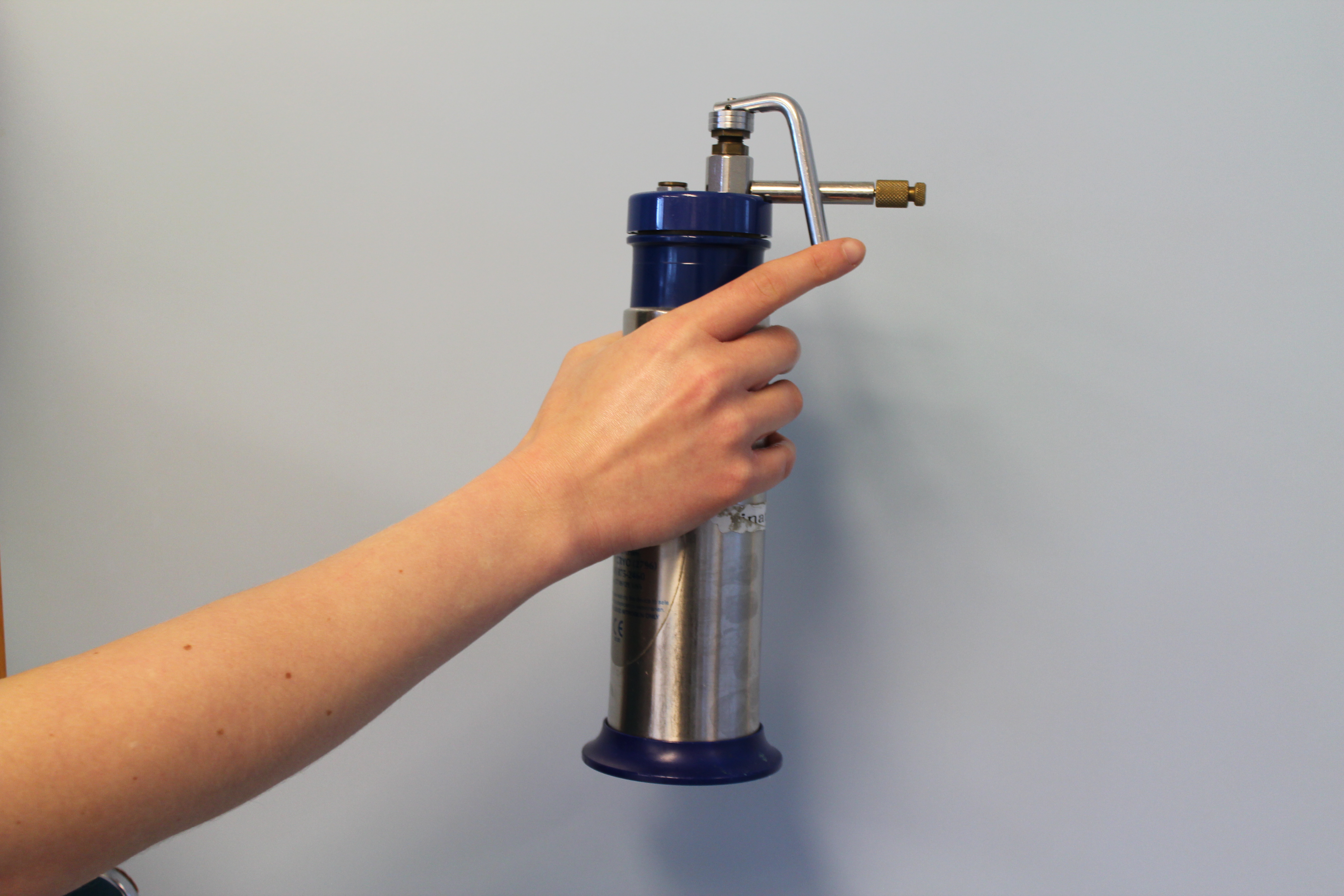 Nestetyppijäädytys- eli kryokannu