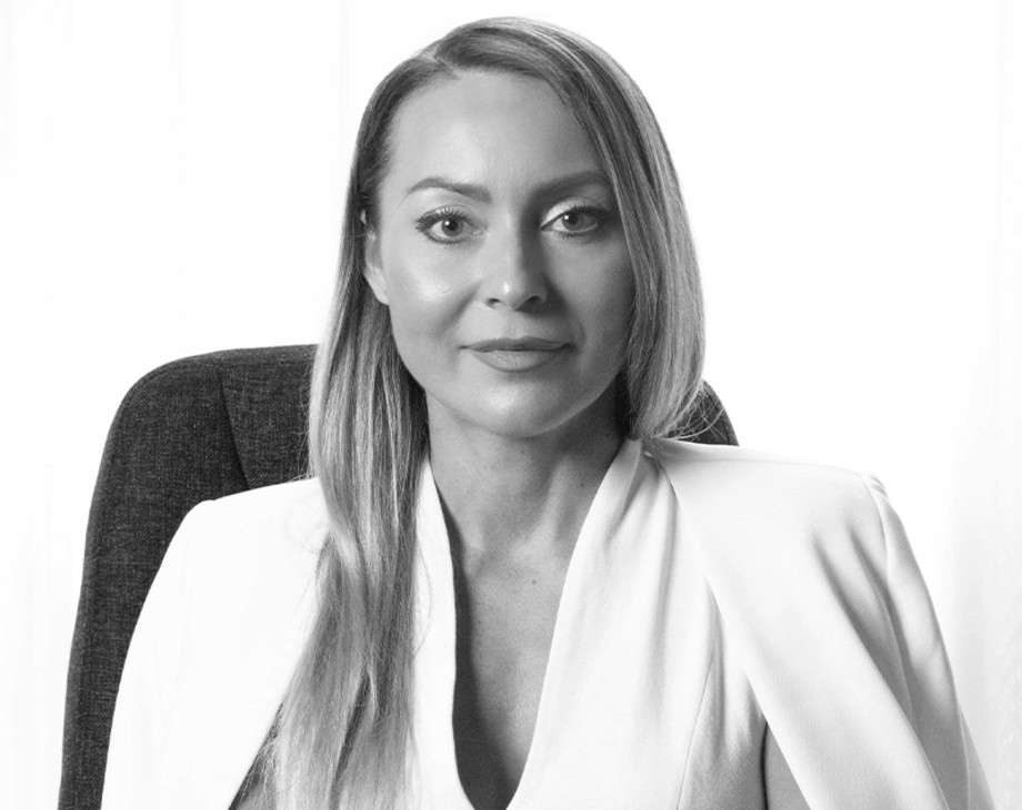 Olga Hamilton Nutritionist bw