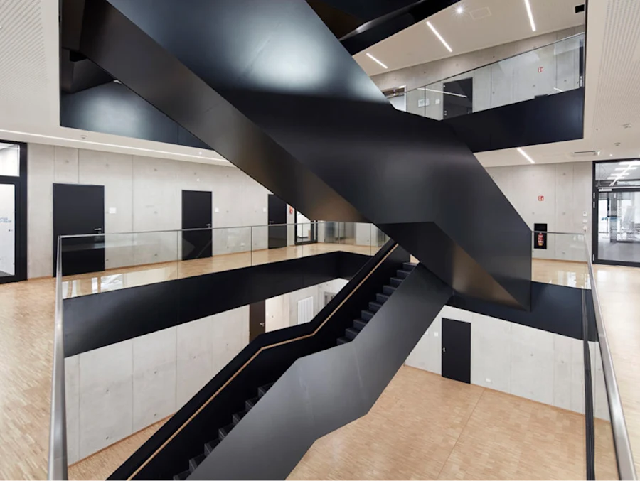 Gallery 04