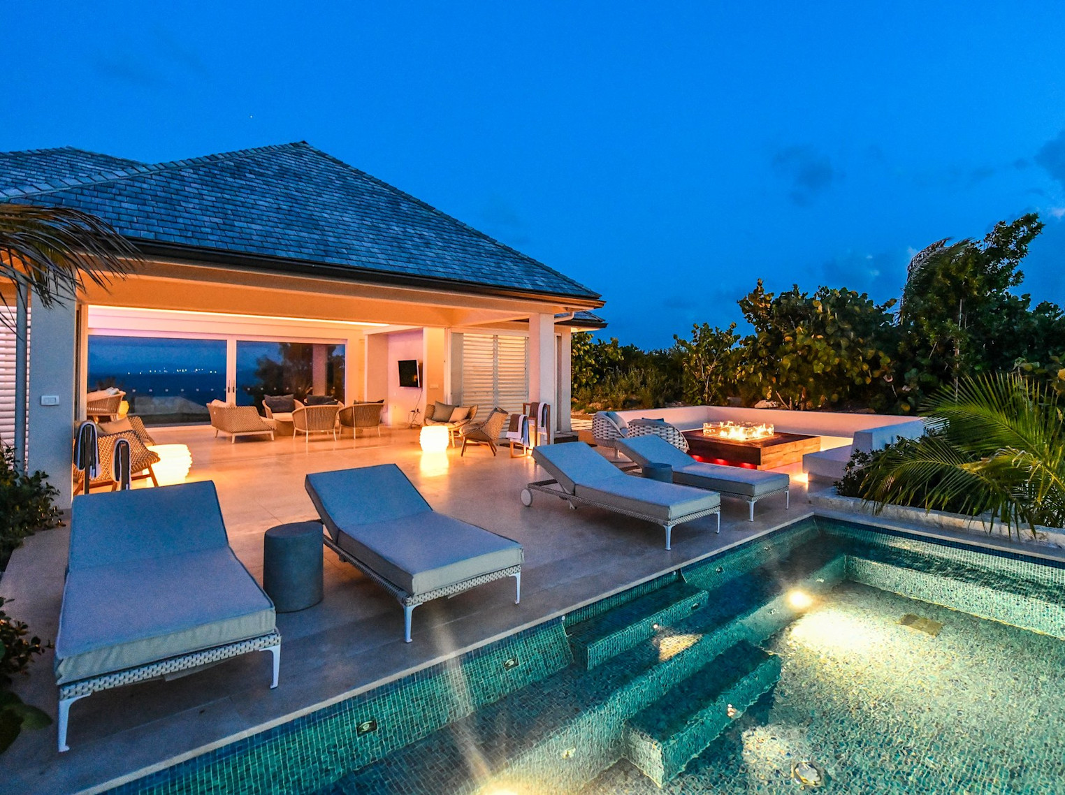 Room XDEL - Image 18