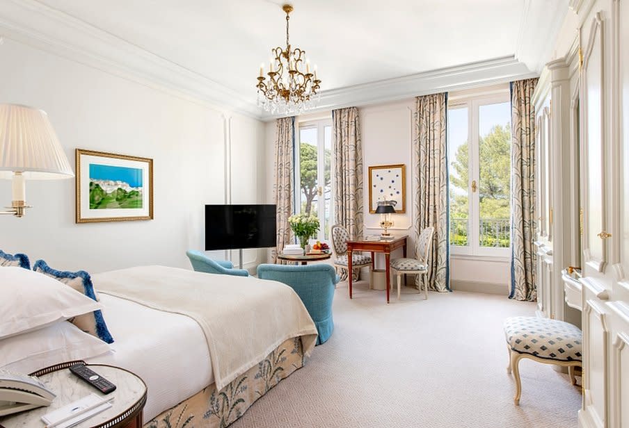 HDC - Classic Room Two Fountains Living-room & Room