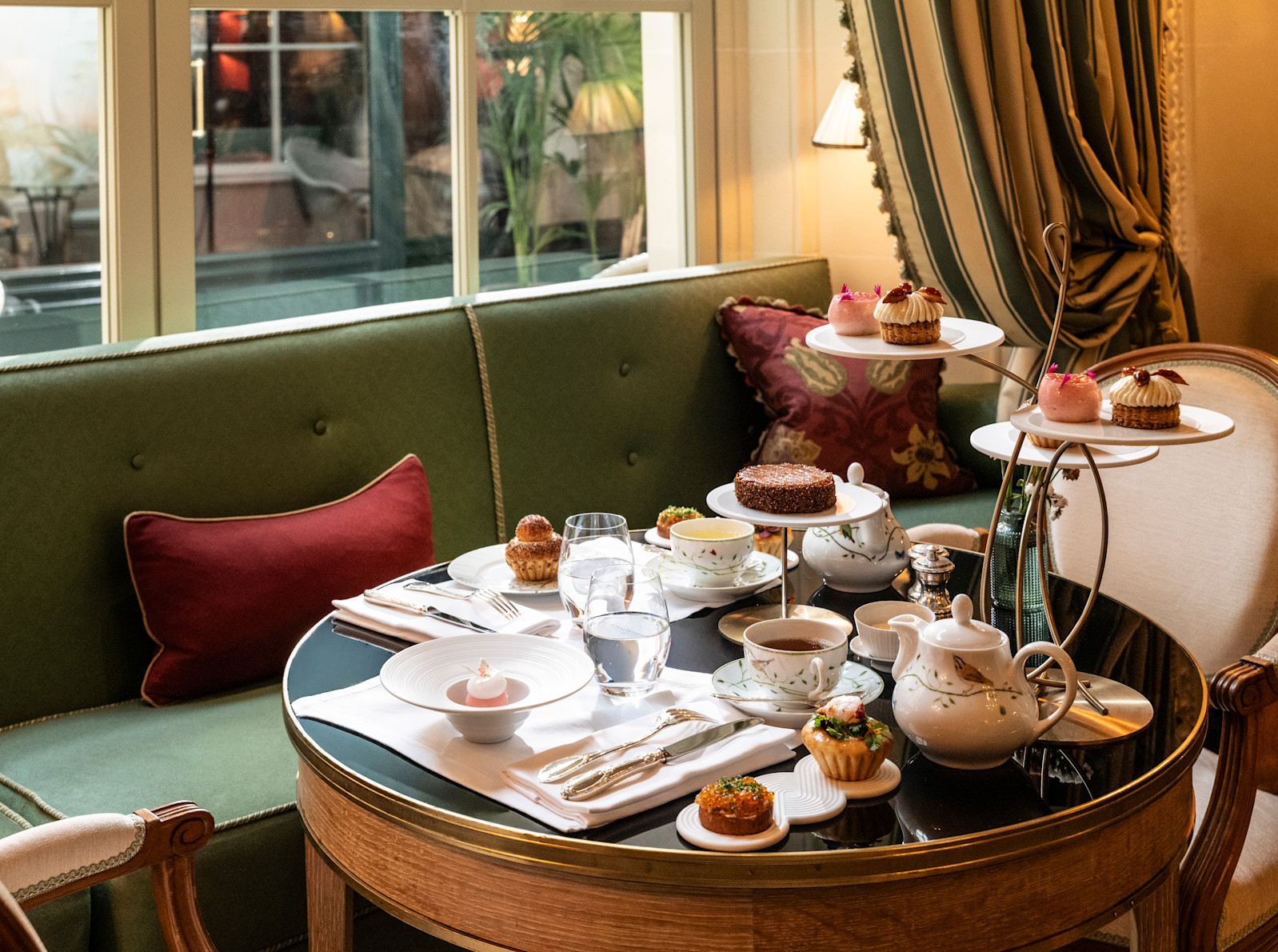 Luxury Afternoon Tea in Paris | 5-Star Hotel | Le Bristol Paris