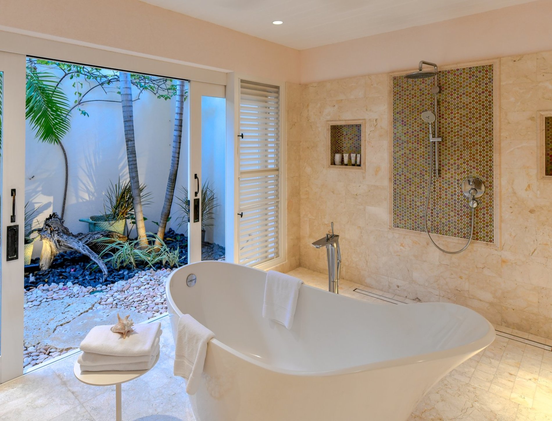 JBI - Room VCAR - Image 8