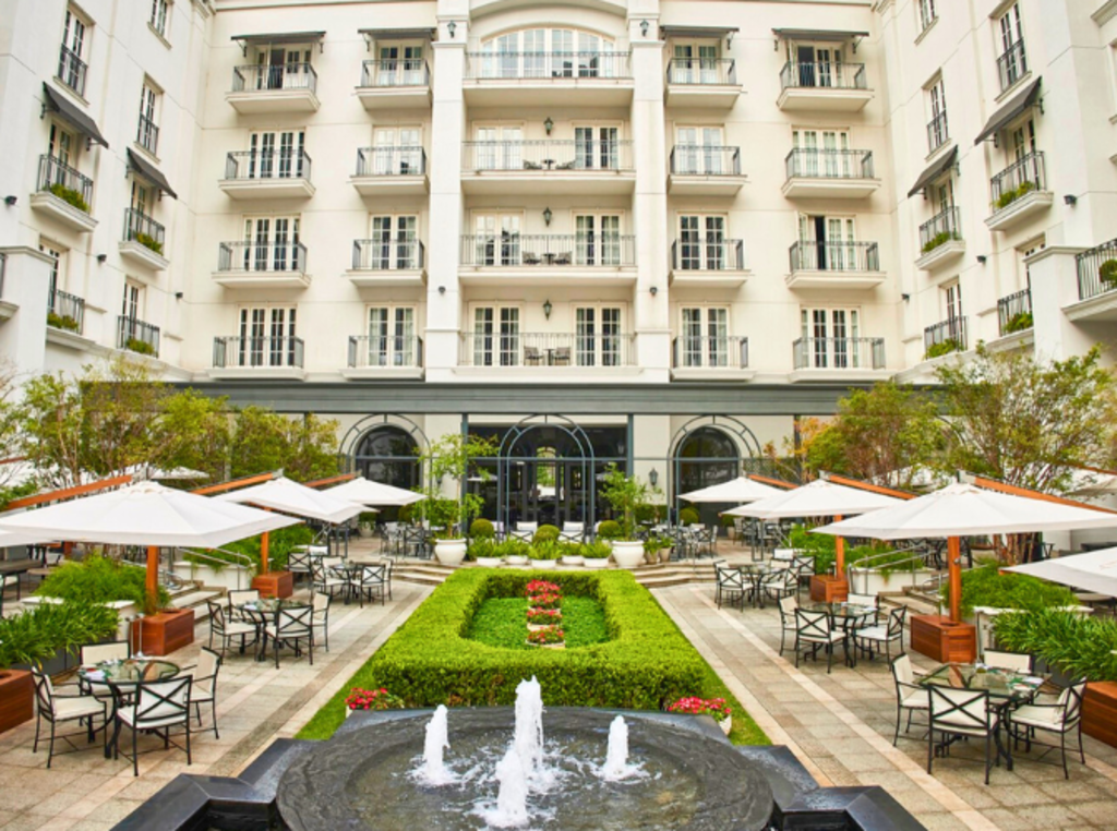 SAO - Pateo do Palácio Exterior