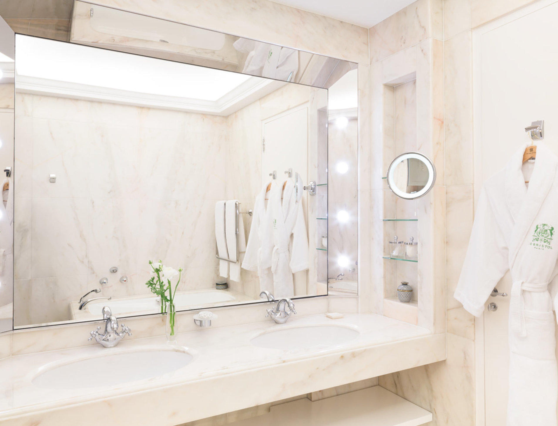 Room 06JSX - Image 3