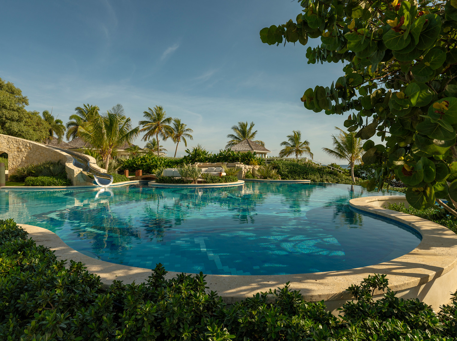 StudioIDC Evangaline-1607--E328