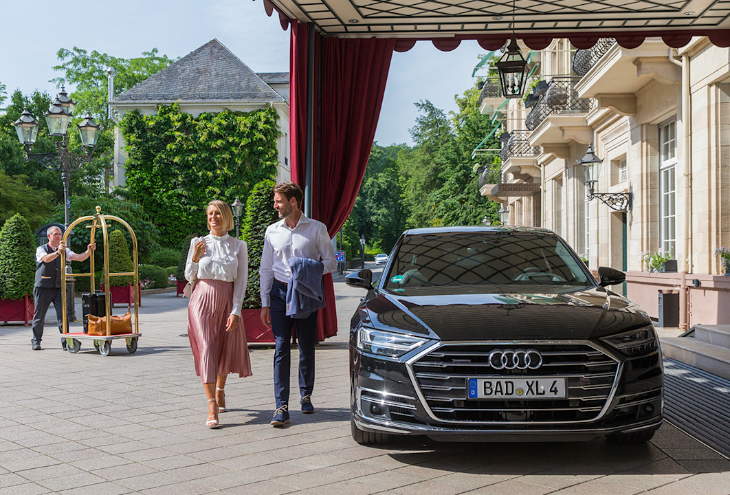 Brenners-Park-Hotel-Spa-Entrance-1280x900