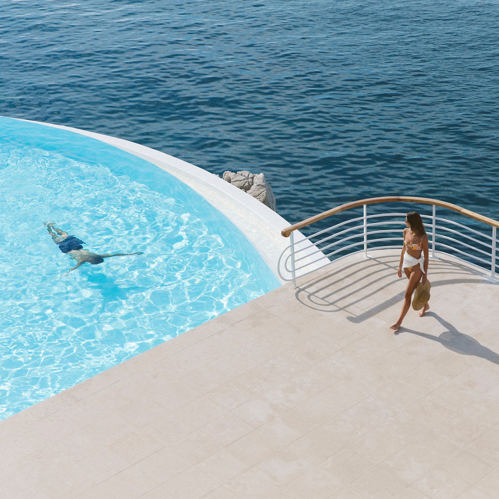 HDC - Pool lifestyle