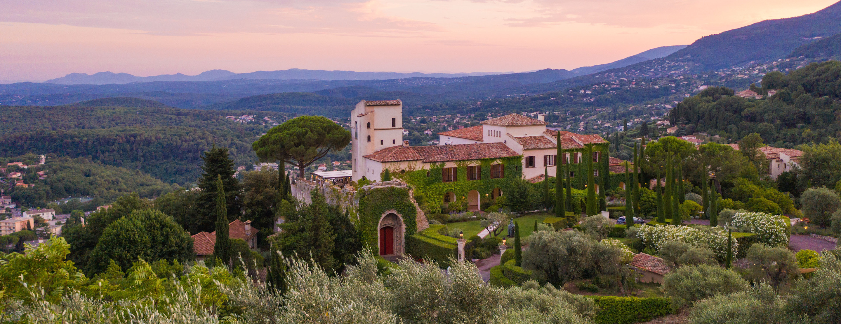 CSM - Sunset at the Château