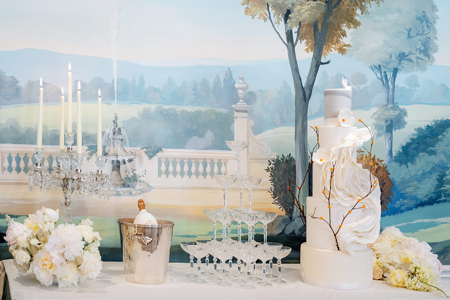 Le Bristol Paris Editorial - salon versailles jy1h5