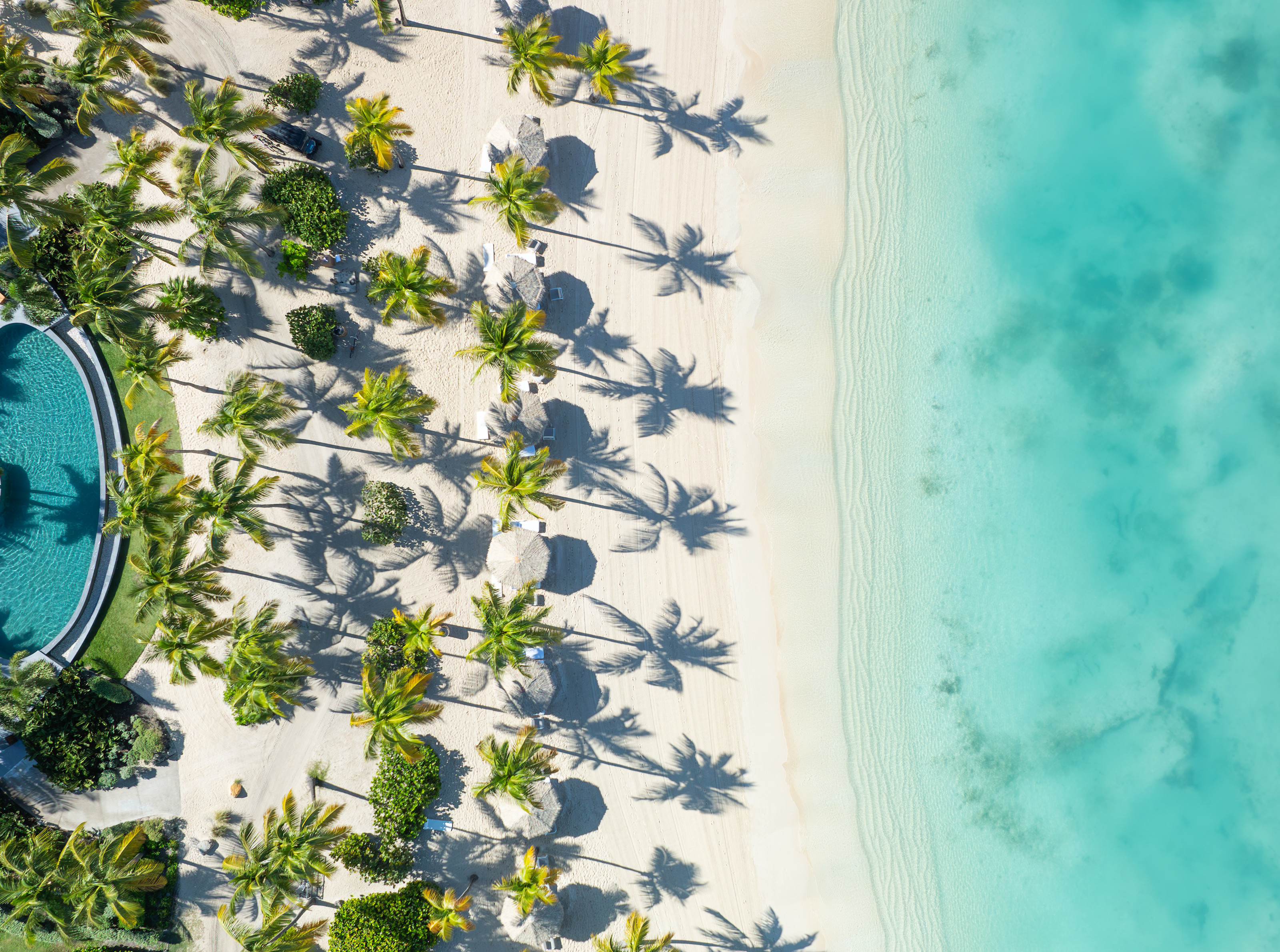 JBI - Pool & beach
