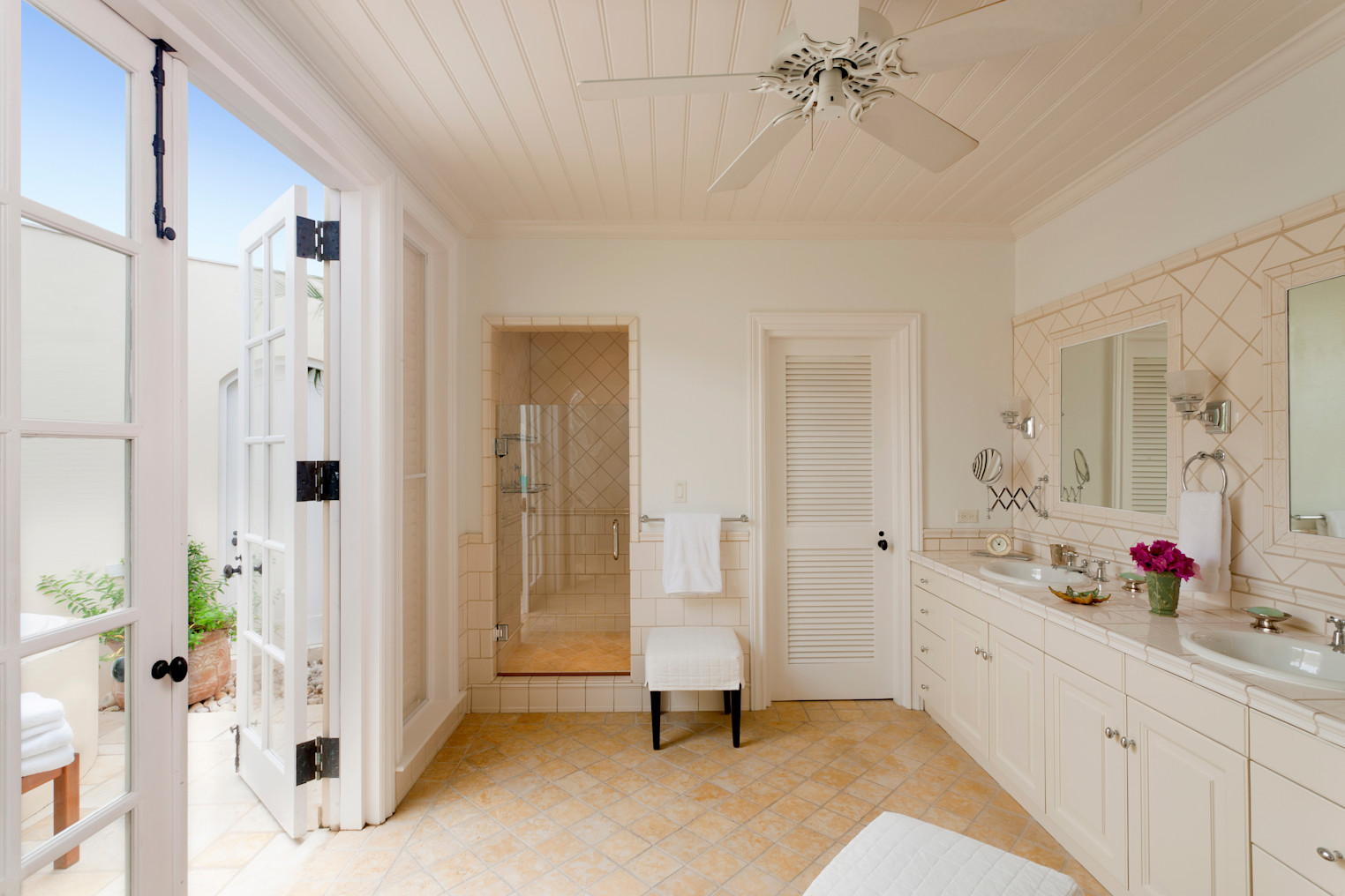 Bathroom - OLEANDER (2)