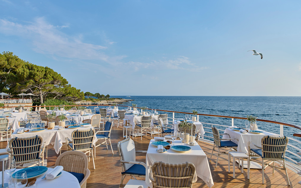 Louroc Restaurant in Antibes, France | Hotel du Cap-Eden-Roc
