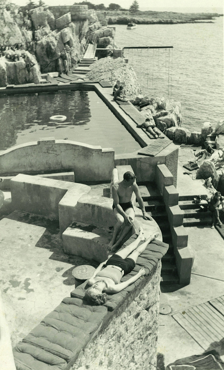 HDC - Pool in the 50's