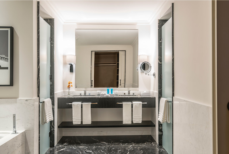 SAO - Bathroom