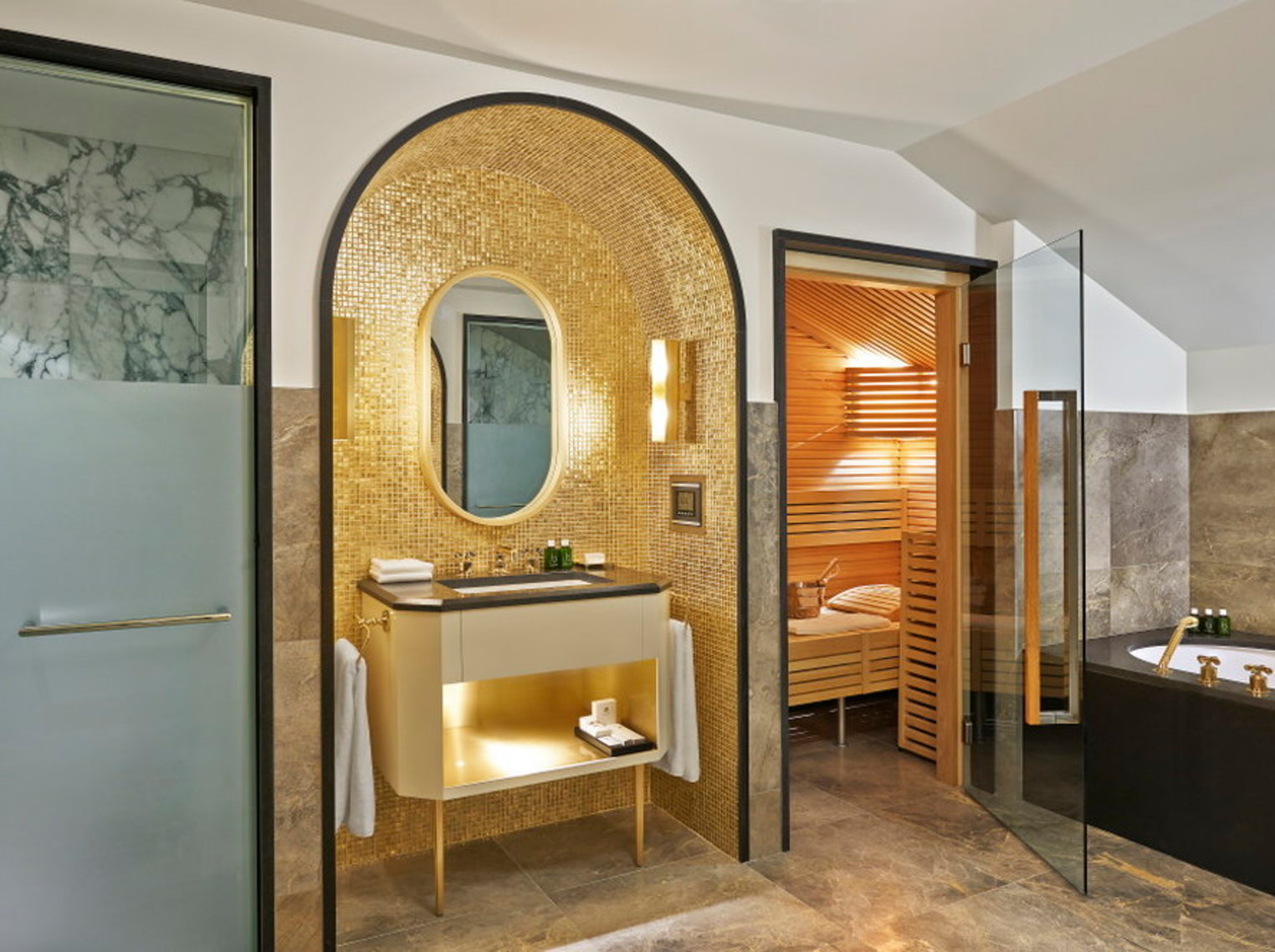APG - Penthouse bathroom 2