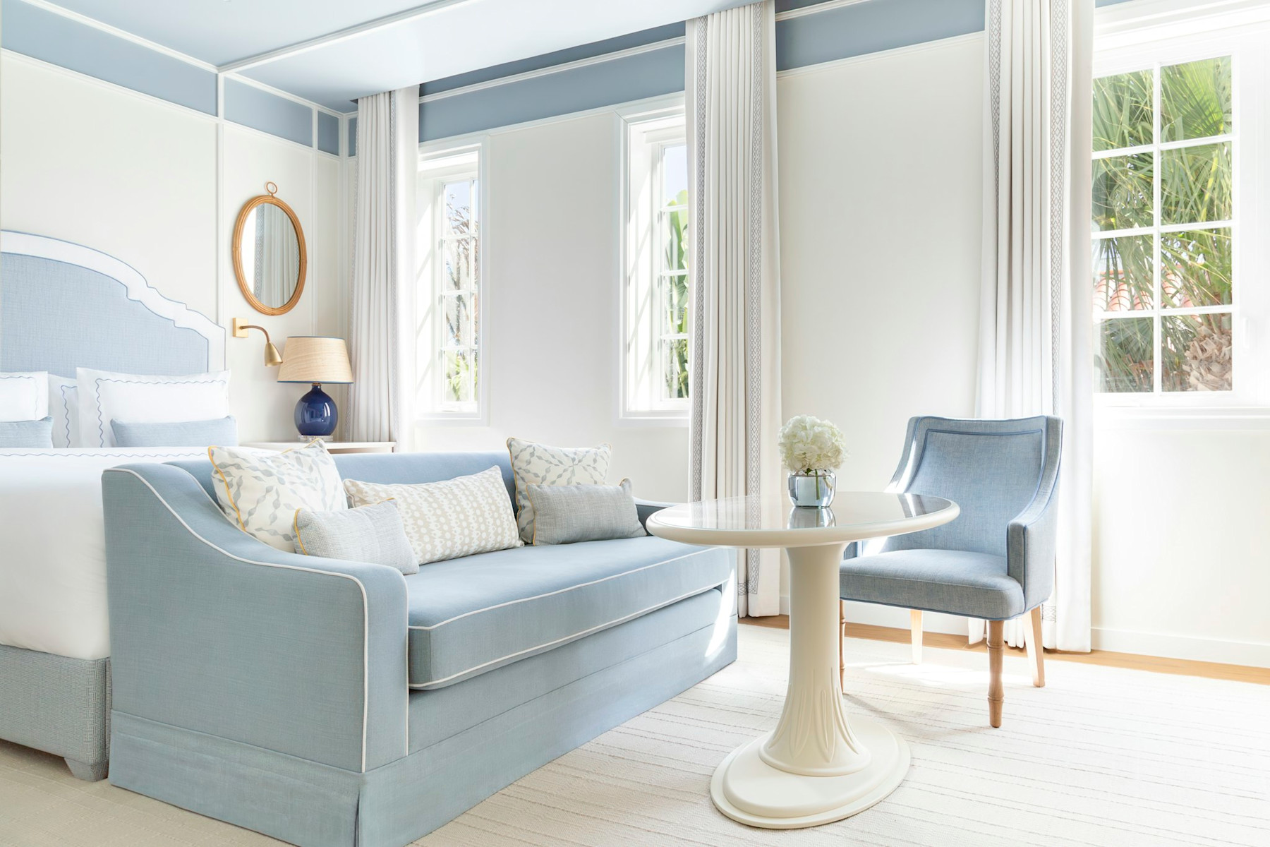 VNT - Room DLX - Image 1