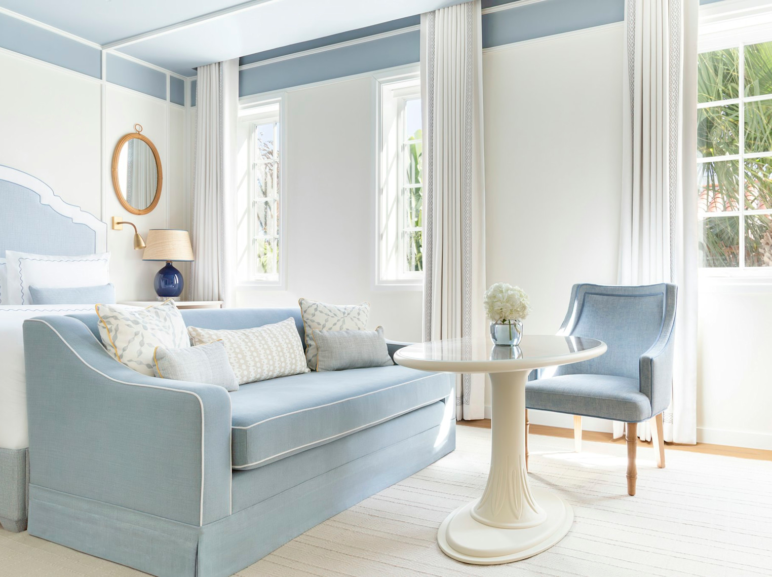 VNT - Room DLX - Image 1