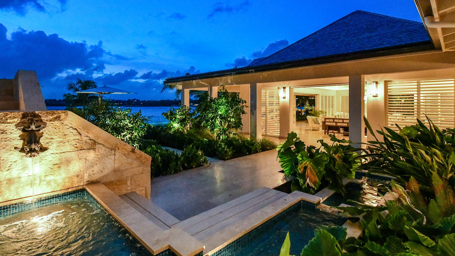 Room XDEL - Image 16