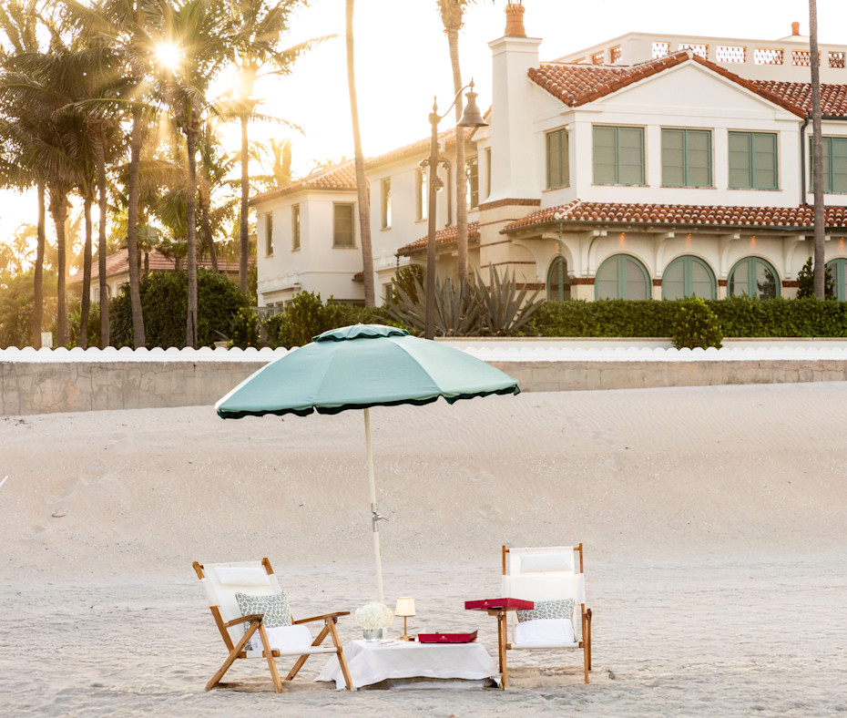 VIN - Beach set up large view