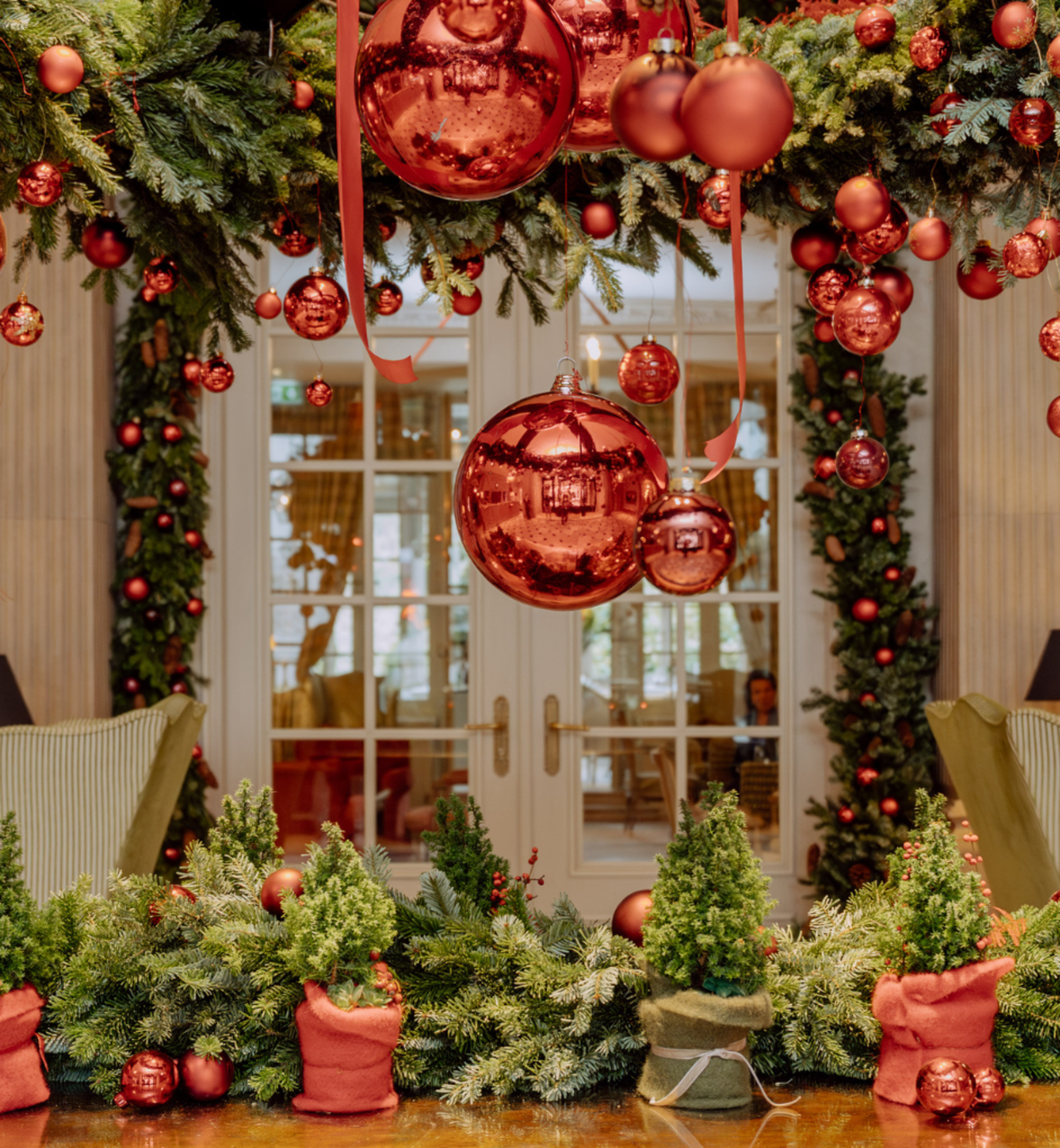 BPH - Christmas - Lobby