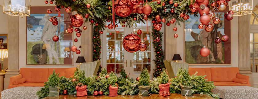 BPH - Christmas - Lobby